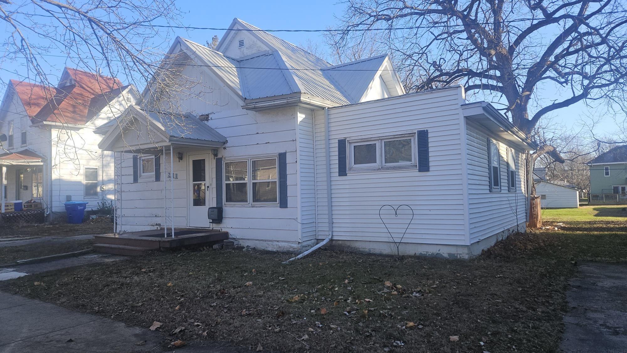 111 3rd Ave NW, Oelwein, IA 50662