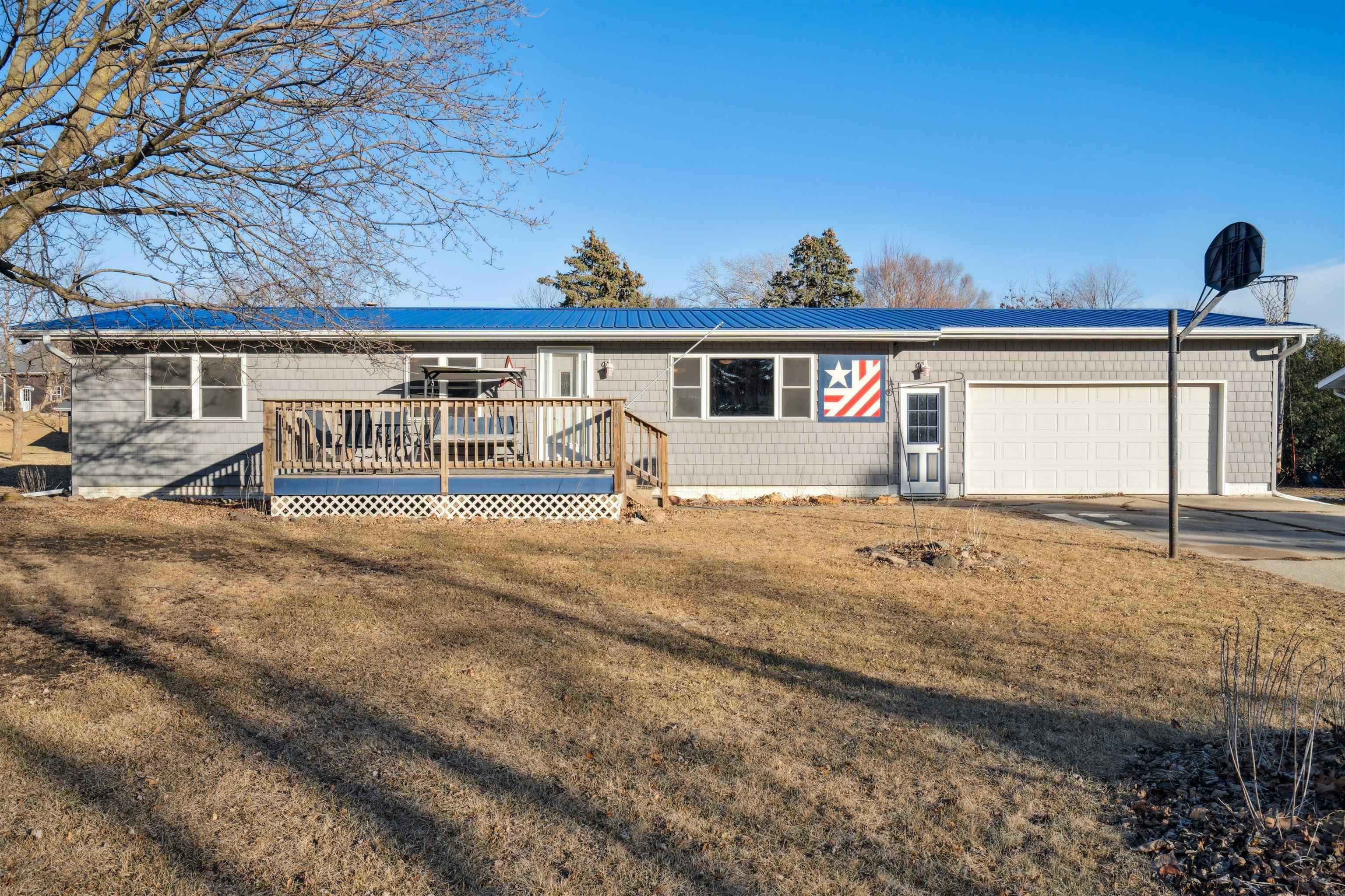 206 Westwood Ave., Strawberry Point, IA 52076