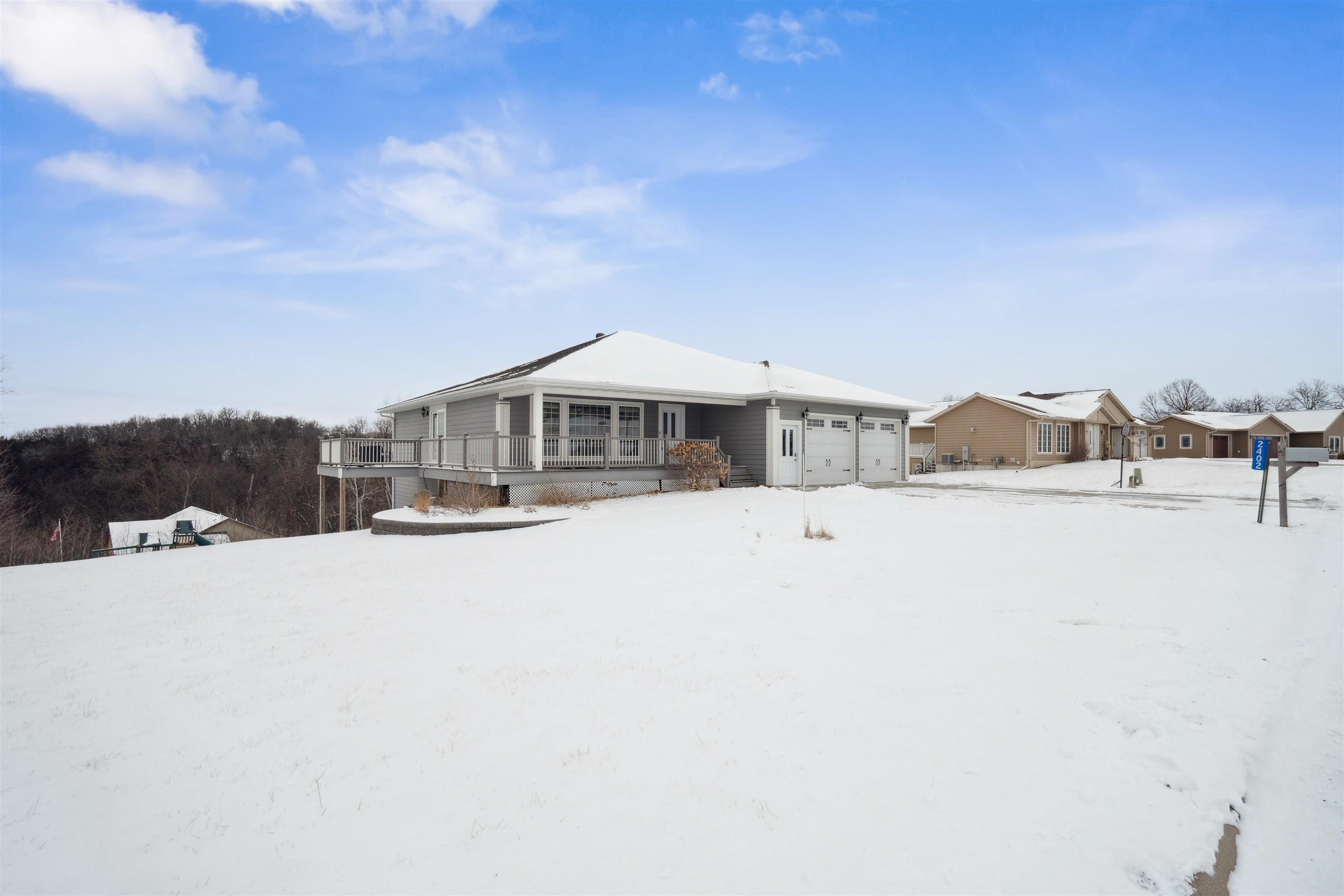 2402 Aspen Lane Rd, Decorah, IA 52101