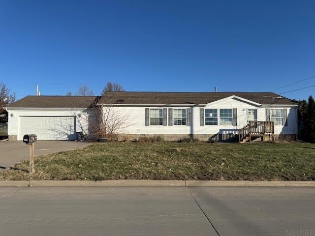 1302 Country Club Dr, Tama, IA 52339