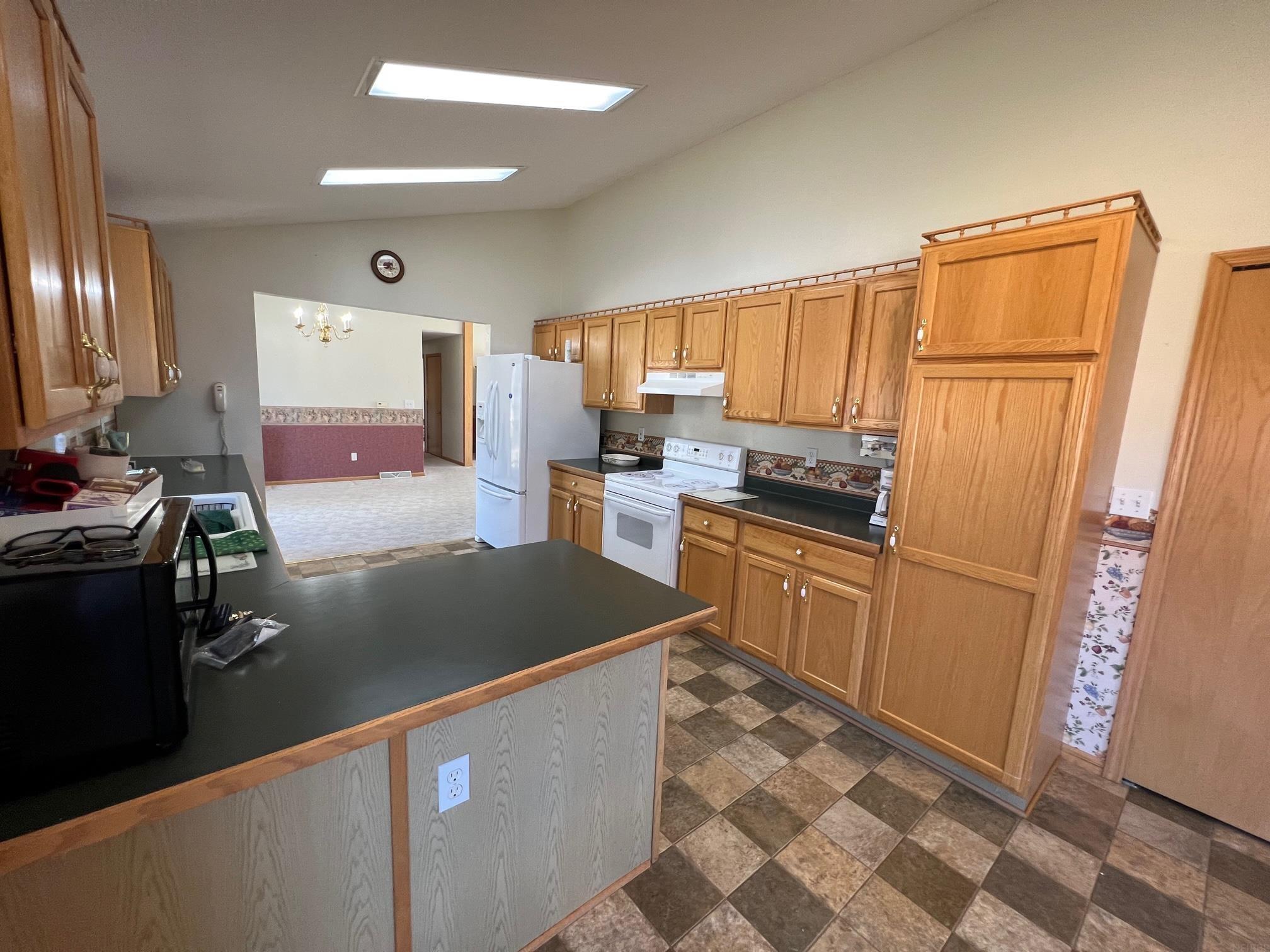 405 Clay St, Clermont, IA 52135